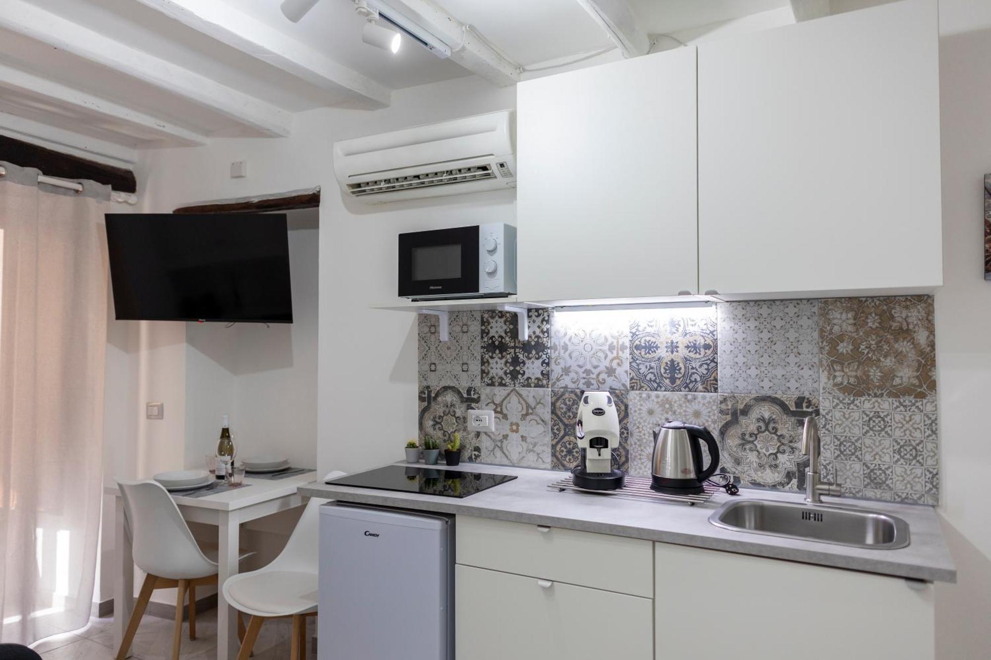 Aurora House Suite تْشيفالو المظهر الخارجي الصورة